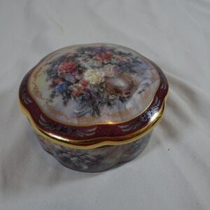 Vintage 1995 "Magic Makers" by Lena Liu music box 1335D